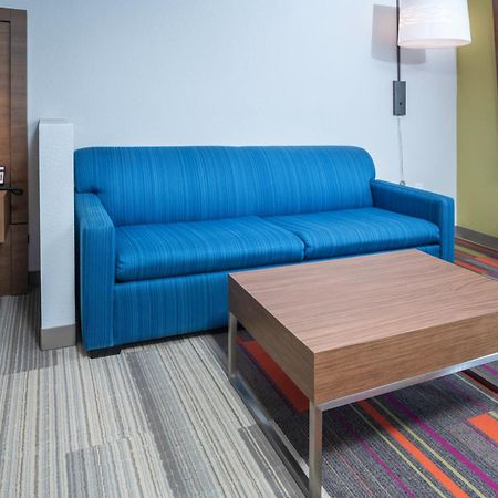 Holiday Inn Express & Suites - Florence - Cincinnati Airport By Ihg Exterior photo