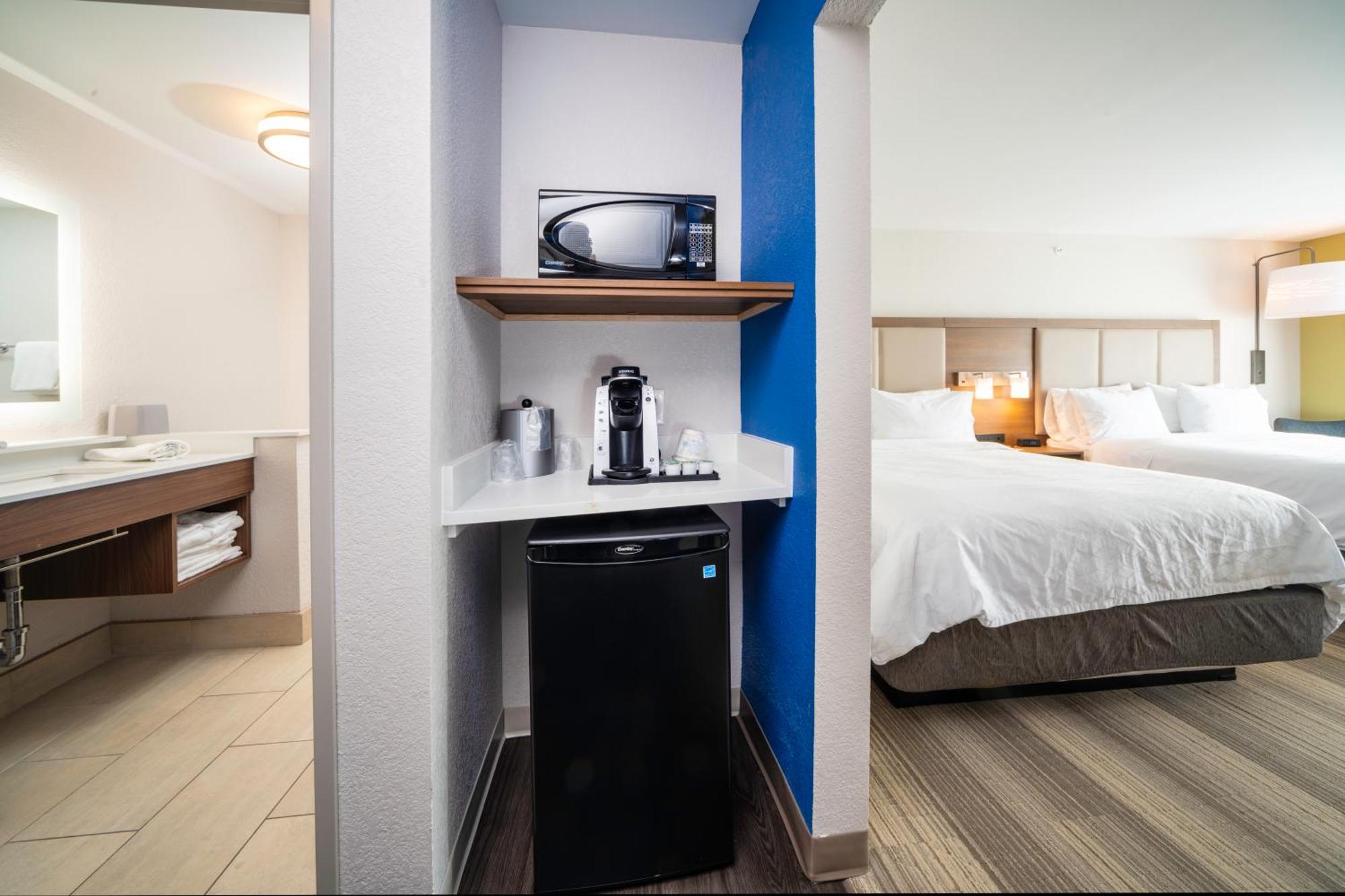 Holiday Inn Express & Suites - Florence - Cincinnati Airport By Ihg Exterior photo